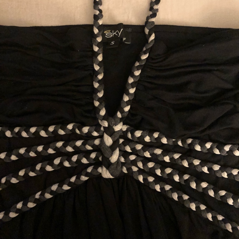 SKY BLACK HALTER SIZE SMALL. BRAID DETAIL. EXCELLENT CONDITION.